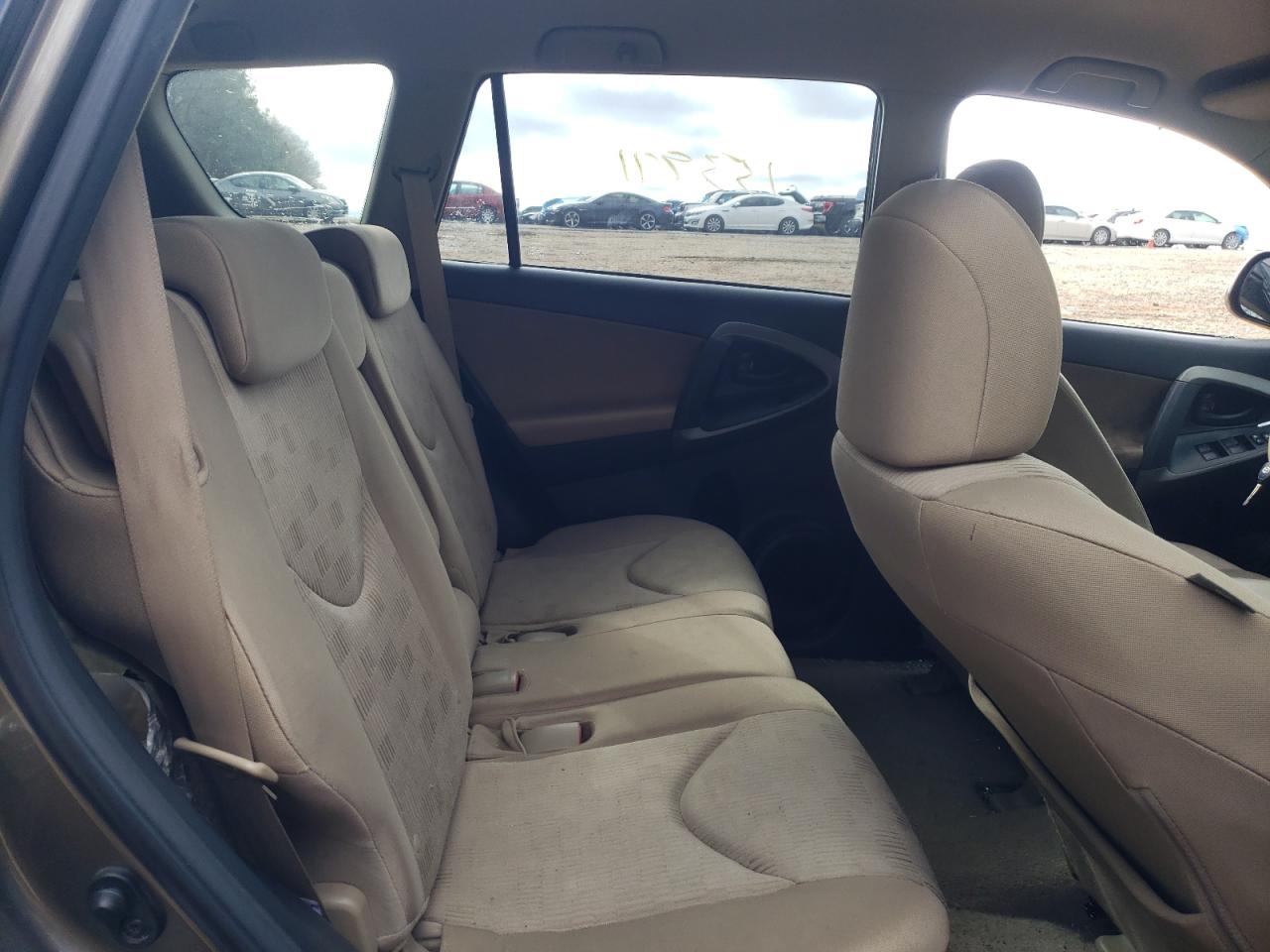 Photo 6 from auction – 2009 TOYOTA RAV4 with VIN JTMBF33V095014903