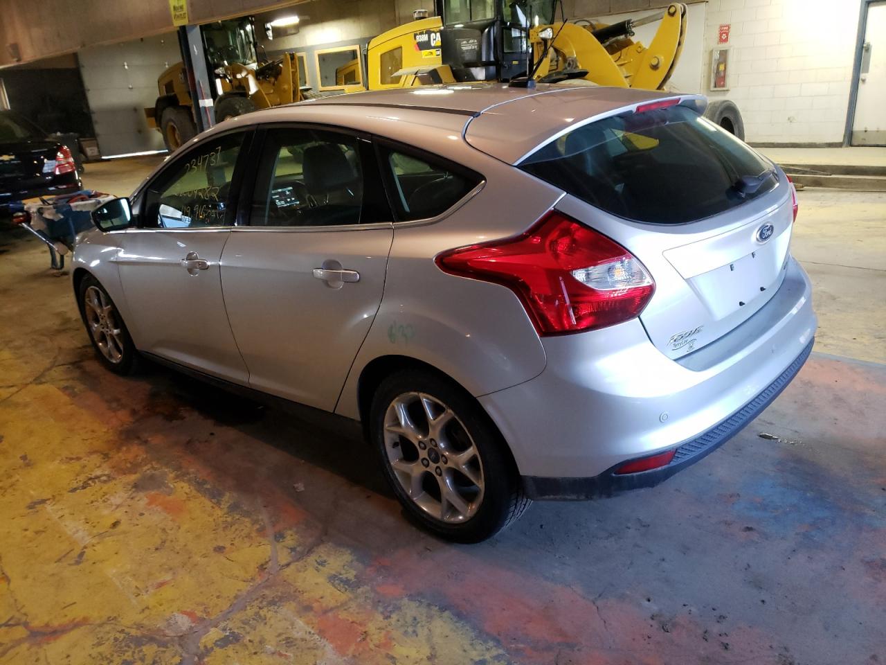 Photo 3 from auction – 2012 FORD FOCUS SEL with VIN 1FAHP3M27CL234737