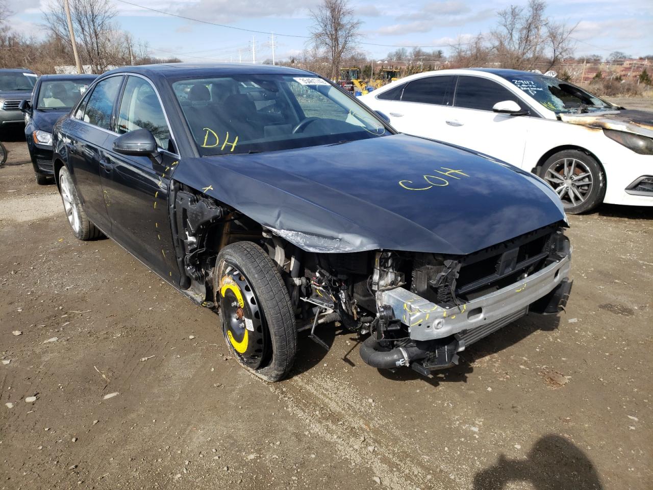AUDI A4 PREMIUM 2019 with VIN WAUDNAF47KA051525 - Photo from auction