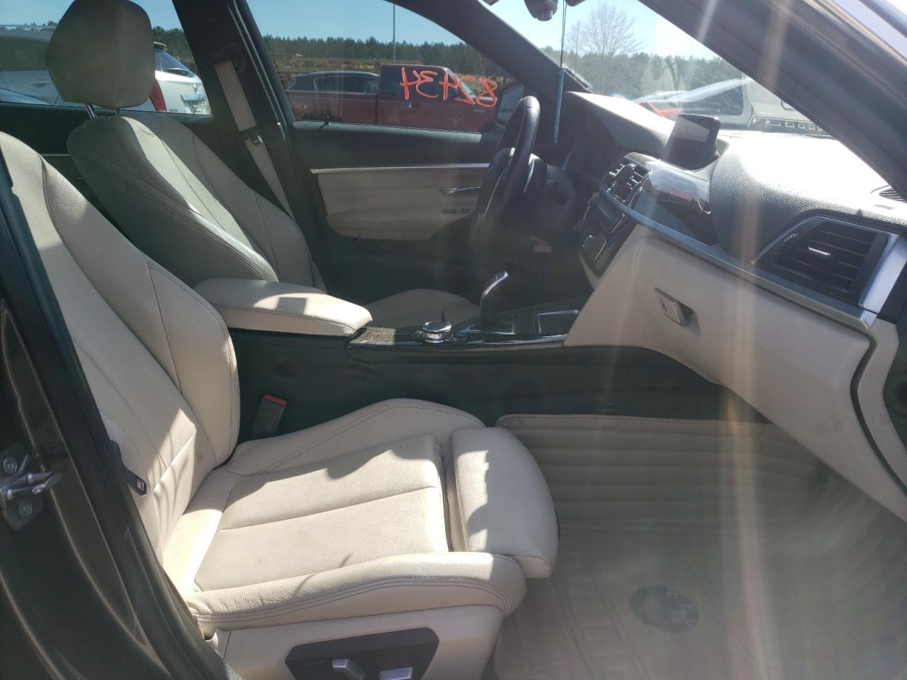 Photo 5 from auction – 2016 BMW 328 I SULE with VIN WBA8E9C53GK646578