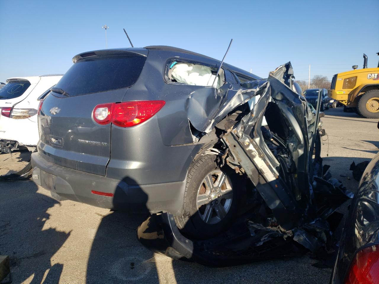 Photo 4 from auction – 2011 CHEVROLET TRAVERSE L with VIN 1GNKVGED5BJ113140