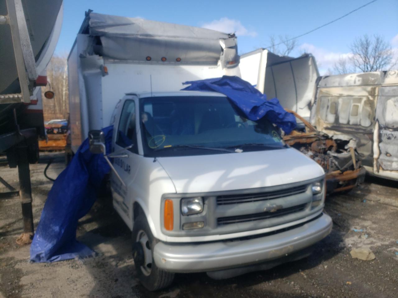 Photo 1 from auction – 2002 CHEVROLET EXPRESS G3 with VIN 1GBJG31F521155987