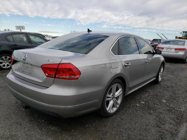 Photo 4 from auction – 2013 VOLKSWAGEN PASSAT SEL with VIN 1VWCN7A35DC062267