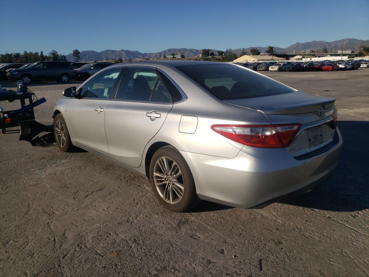 Photo 3 from auction – 2016 TOYOTA CAMRY LE with VIN 4T1BF1FK8GU181675
