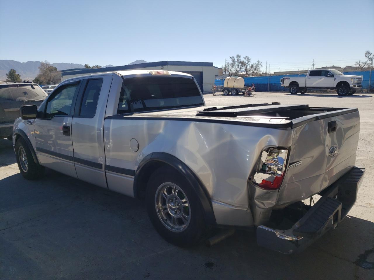 Photo 3 from auction – 2008 FORD F150 with VIN 1FTRX12W28FC10621