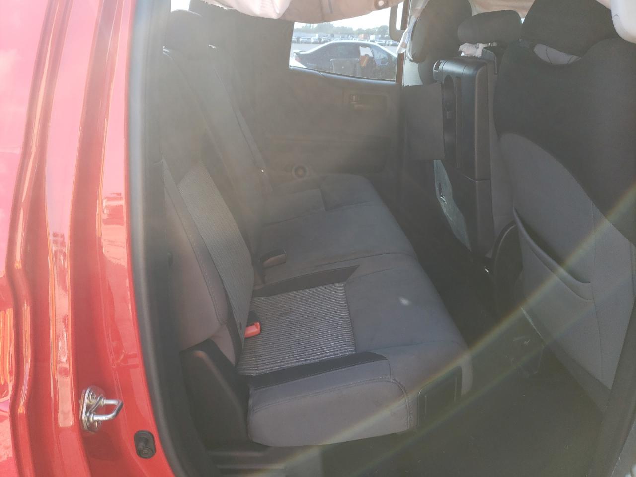 Photo 6 from auction – 2014 TOYOTA TUNDRA DOU with VIN 5TFRU5F10EX032969