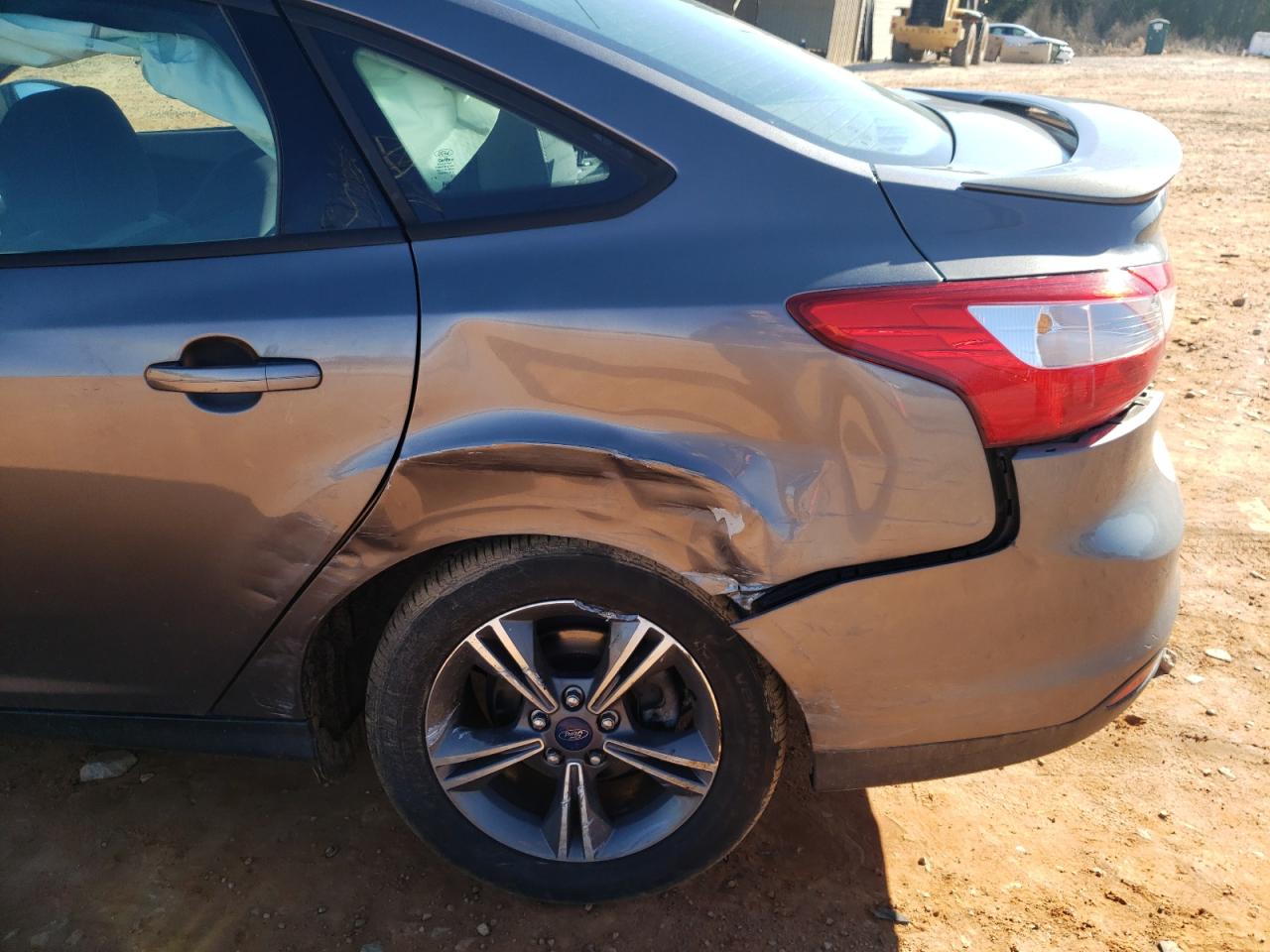 Photo 9 from auction – 2014 FORD FOCUS SE with VIN 1FADP3F20EL436530