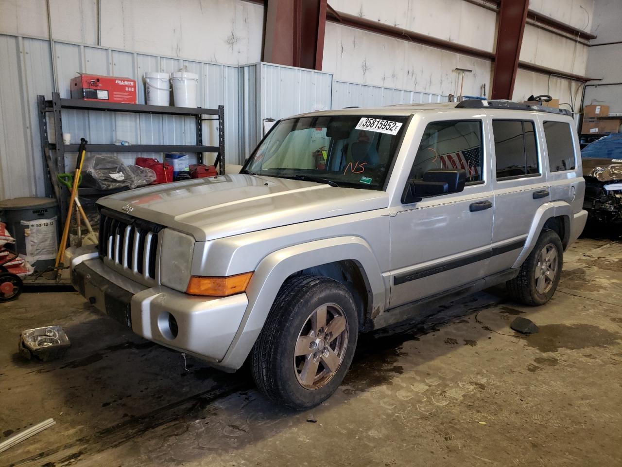 Photo 2 from auction – 2006 JEEP COMMANDER with VIN 1J8HG48K46C311281
