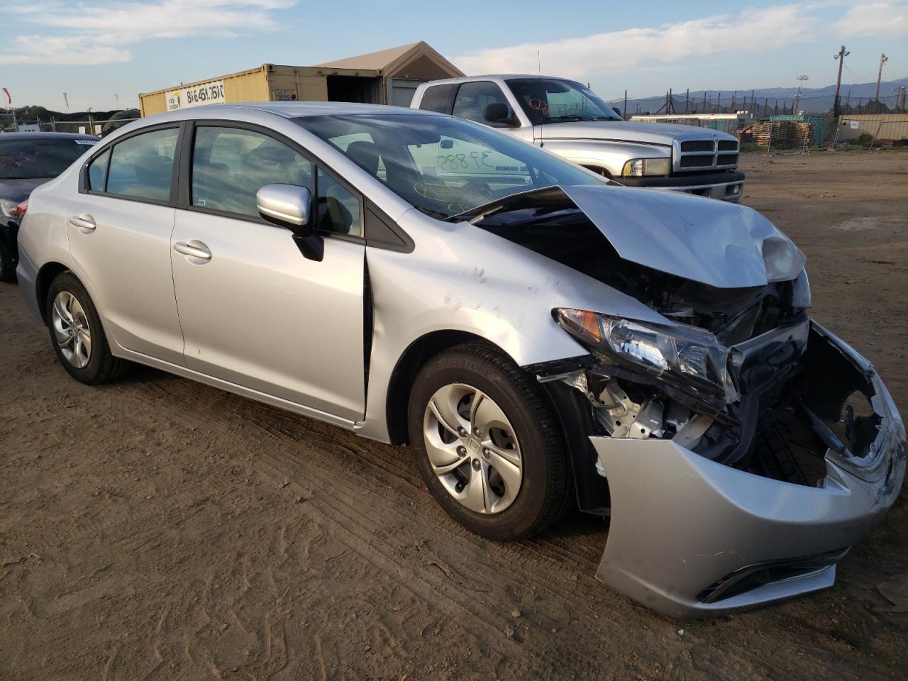 Photo 1 from auction – 2015 HONDA CIVIC LX with VIN 2HGFB2F54FH531162