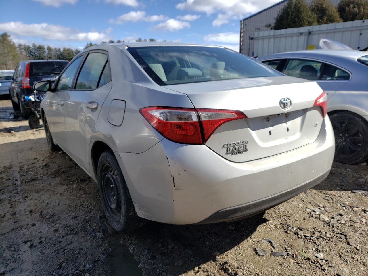 Zdjęcie 3 z aukcji – 2014 TOYOTA COROLLA L z VIN 5YFBURHE9EP062995
