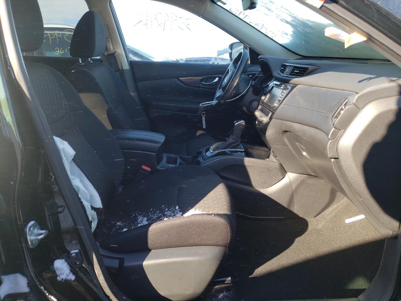 Photo 5 from auction – 2018 NISSAN ROGUE S with VIN 5N1AT2MT8JC792020