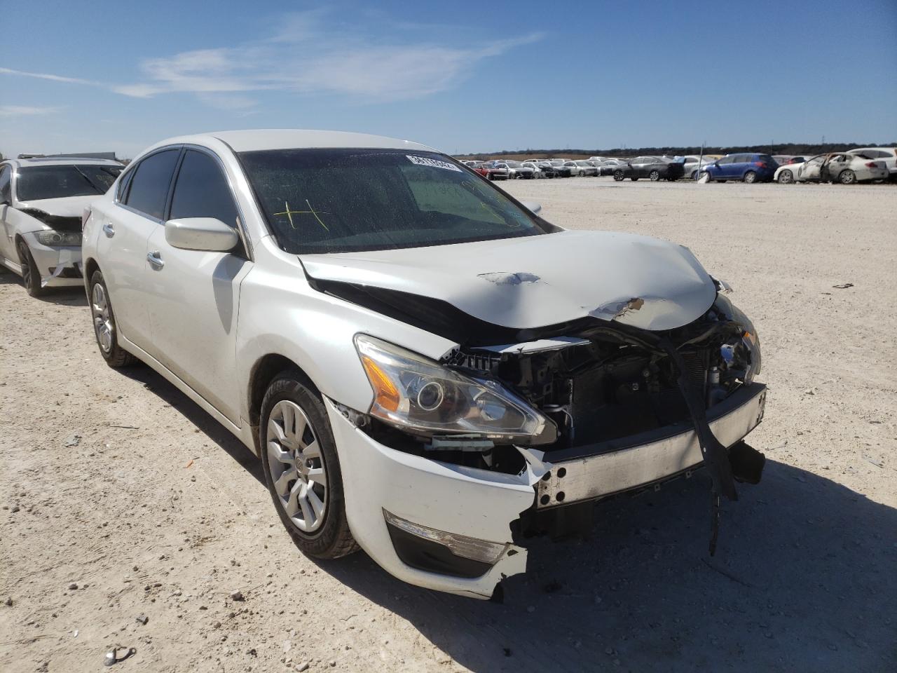 NISSAN ALTIMA 2.5 2015 with VIN 1N4AL3AP2FN346268 - Photo from auction
