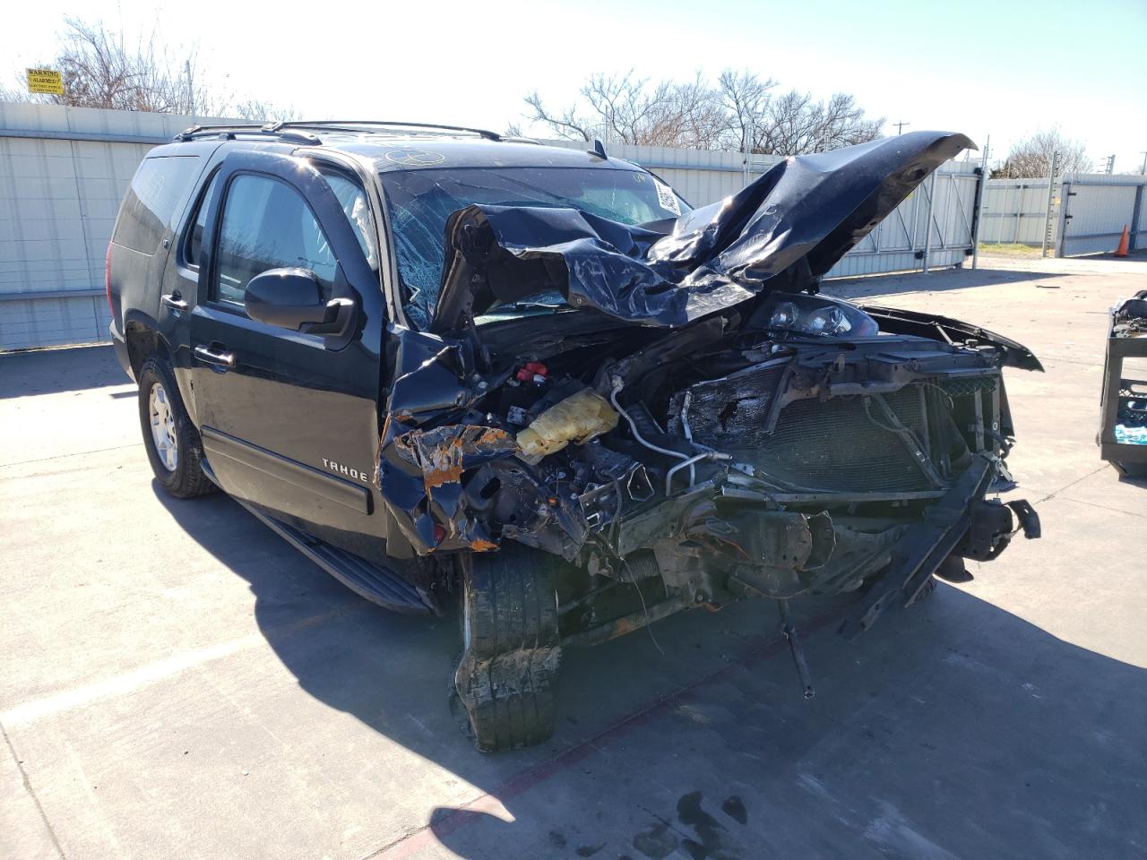 Photo 1 from auction – 2011 CHEVROLET TAHOE C150 with VIN 1GNSCBE0XBR257872
