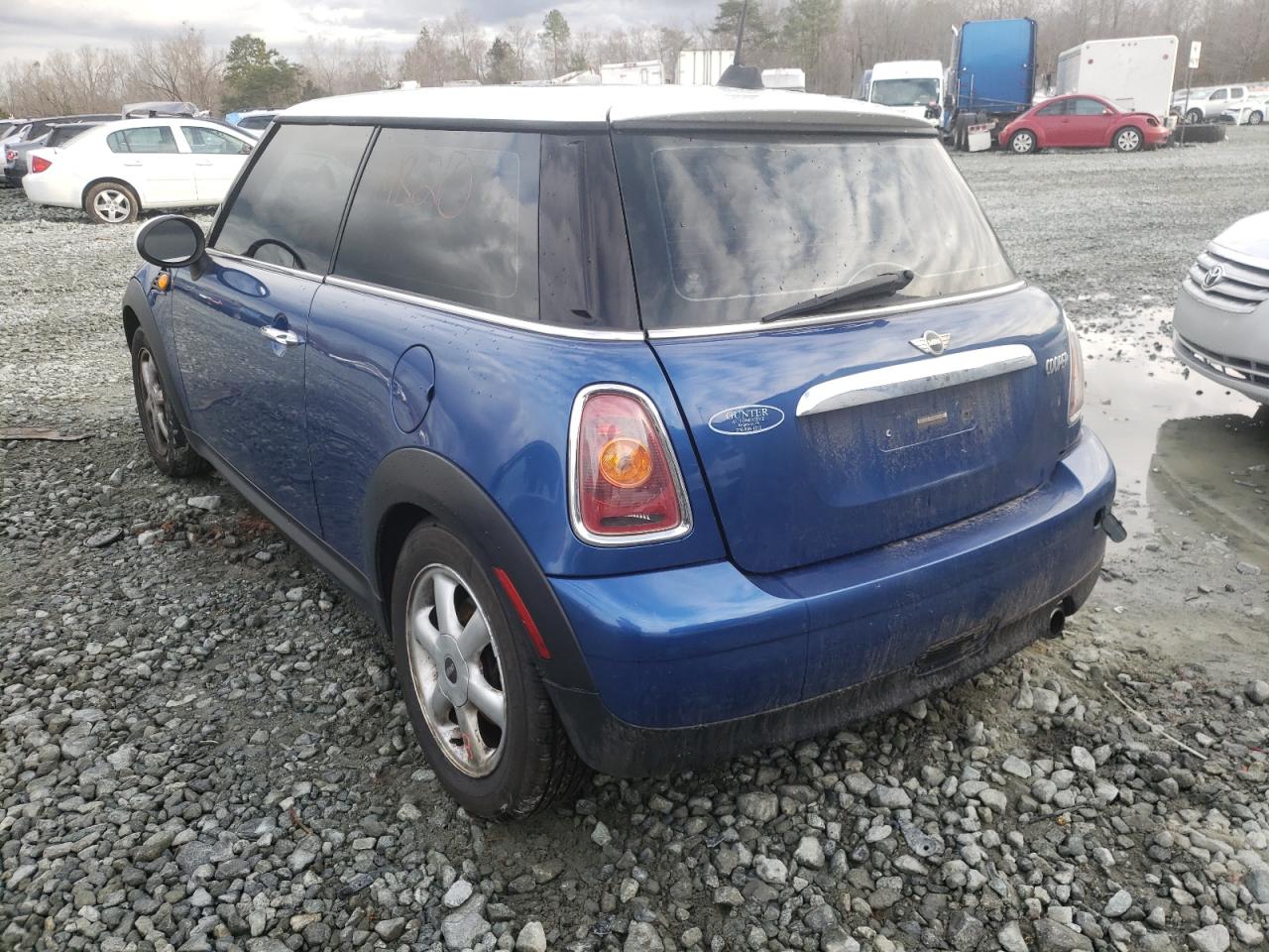 Photo 3 from auction – 2007 MINI COOPER with VIN WMWMF33587TT58462