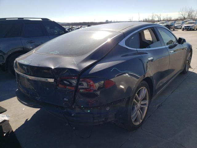 Photo 4 from auction – 2013 TESLA MODEL S with VIN 5YJSA1CN1DFP07926