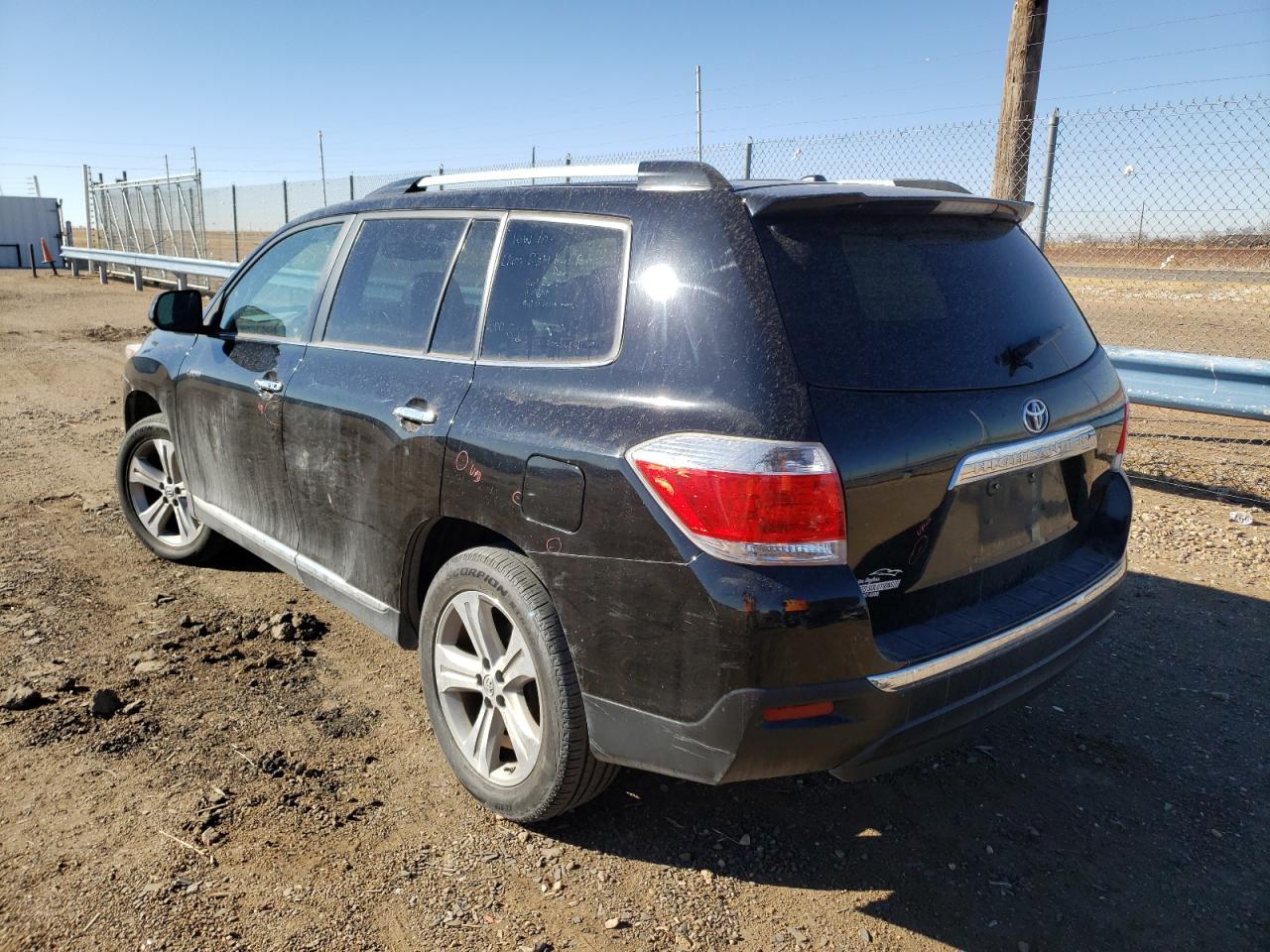 Photo 3 from auction – 2013 TOYOTA HIGHLANDER with VIN 5TDDK3EH7DS188336