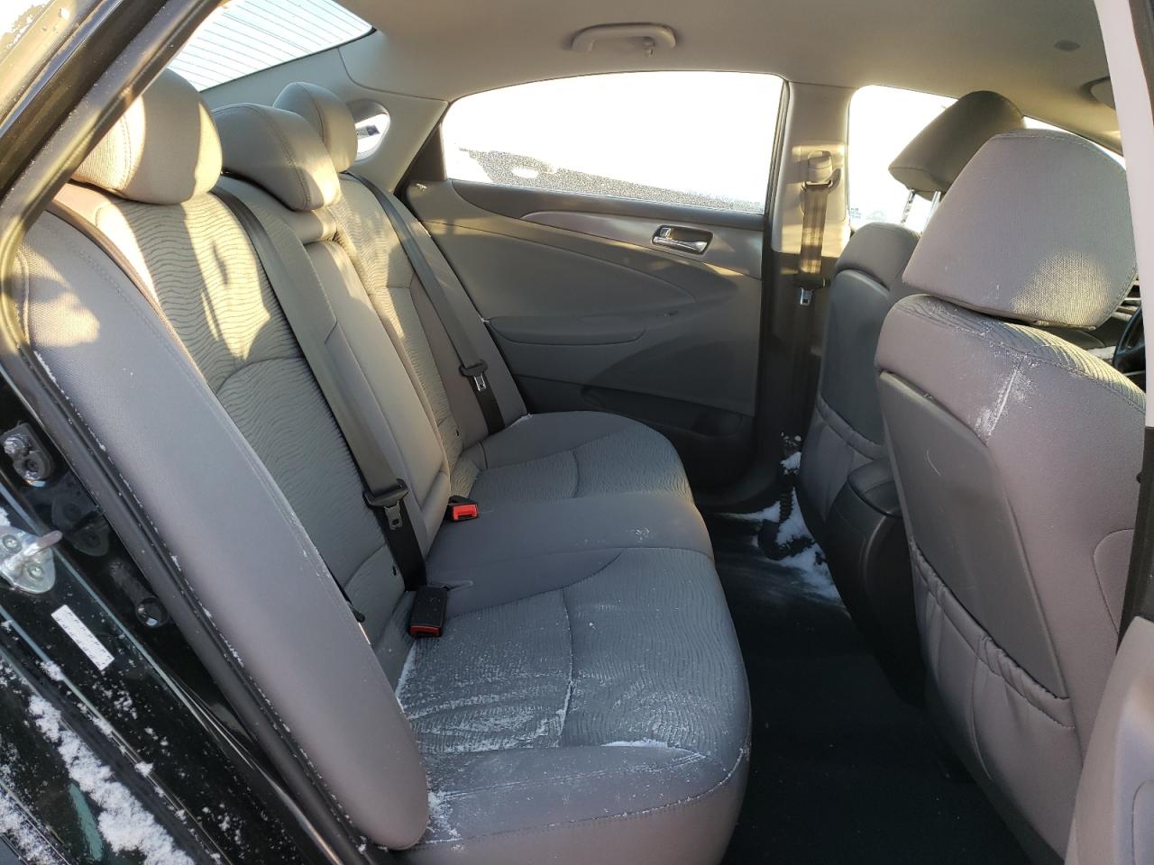 Photo 6 from auction – 2015 HYUNDAI SONATA with VIN KMHEC4A45FA137410