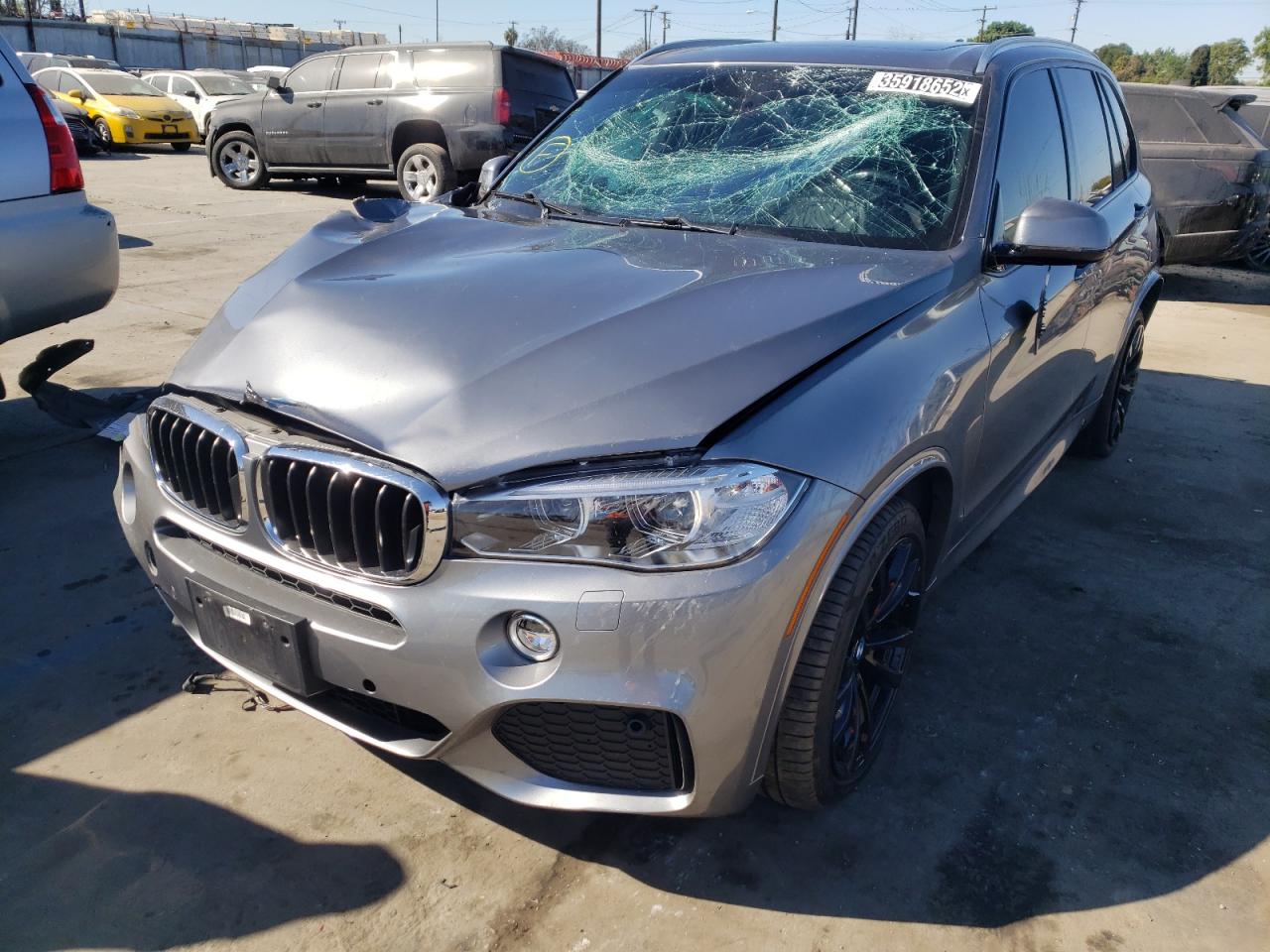 Photo 2 from auction – 2017 BMW X5 XDRIVE3 with VIN 5UXKR0C37H0V81916