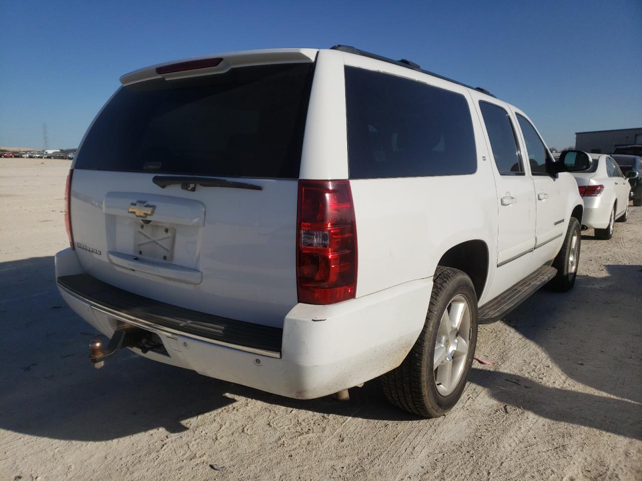 Photo 4 from auction – 2009 CHEVROLET SUBURBAN C with VIN 1GNFC26J09J124703