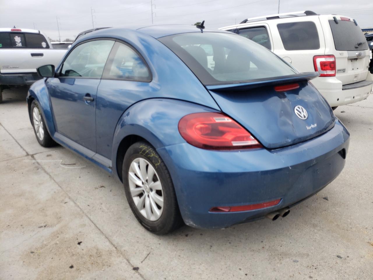 Photo 3 from auction – 2018 VOLKSWAGEN BEETLE S with VIN 3VWFD7ATXJM700846