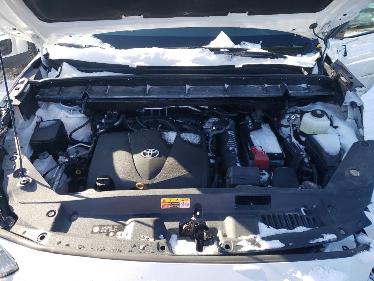 Photo 7 from auction – 2021 TOYOTA HIGHLANDER with VIN 5TDDZRBH6MS098517