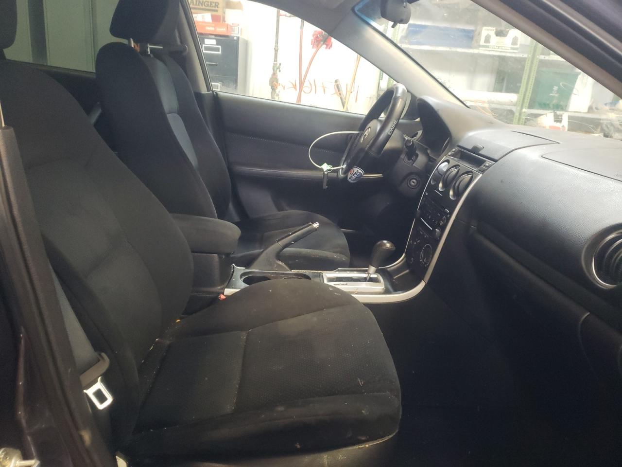 Photo 5 from auction – 2007 MAZDA 6 S with VIN 1YVHP80D075M21076