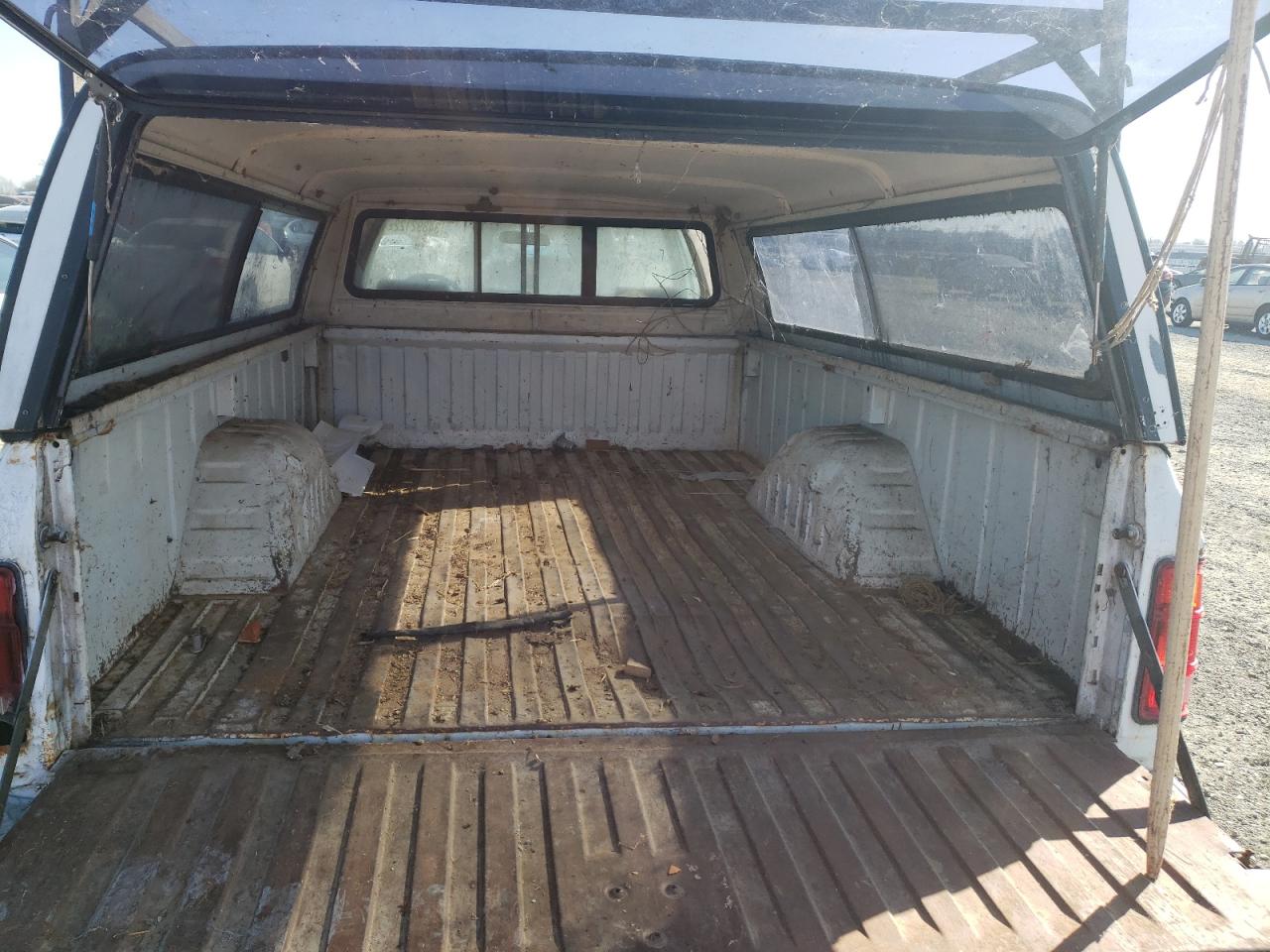 Photo 6 from auction – 1990 DODGE RAM with VIN 1B7JE26Z2LS671105