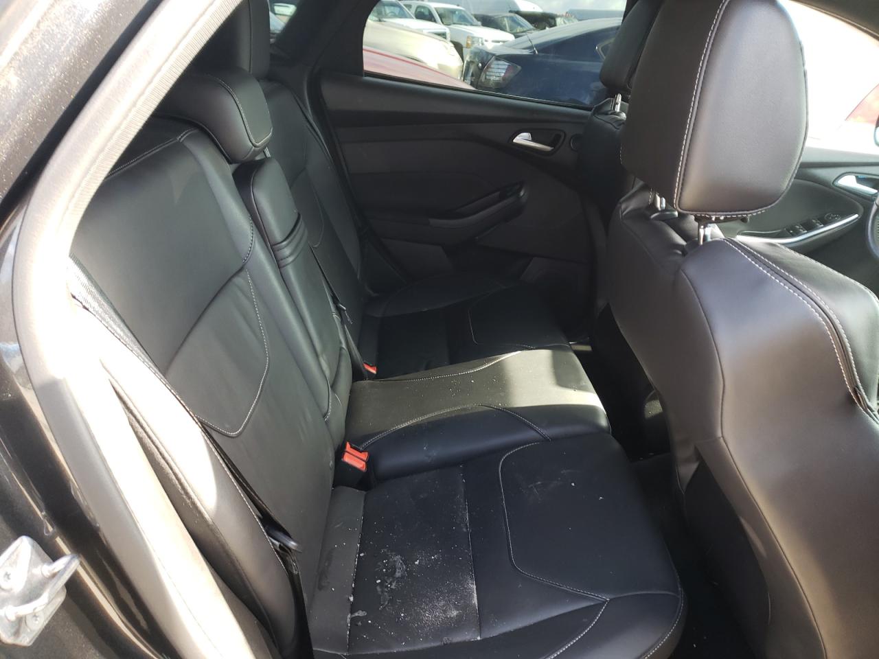 Photo 6 from auction – 2016 FORD FOCUS ST with VIN 1FADP3L96GL292616