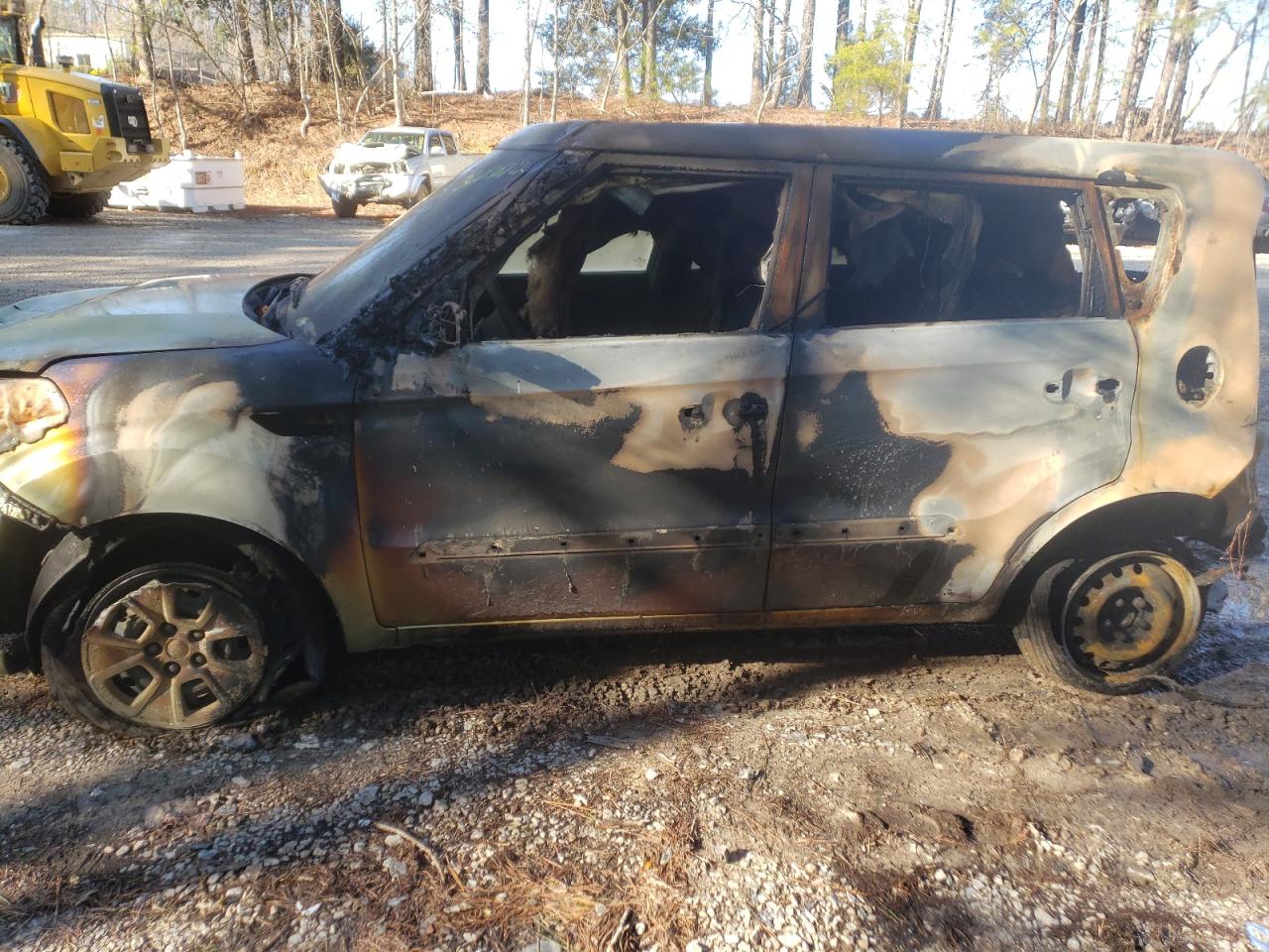 Photo 10 from auction – 2013 KIA SOUL with VIN KNDJT2A56D7633343
