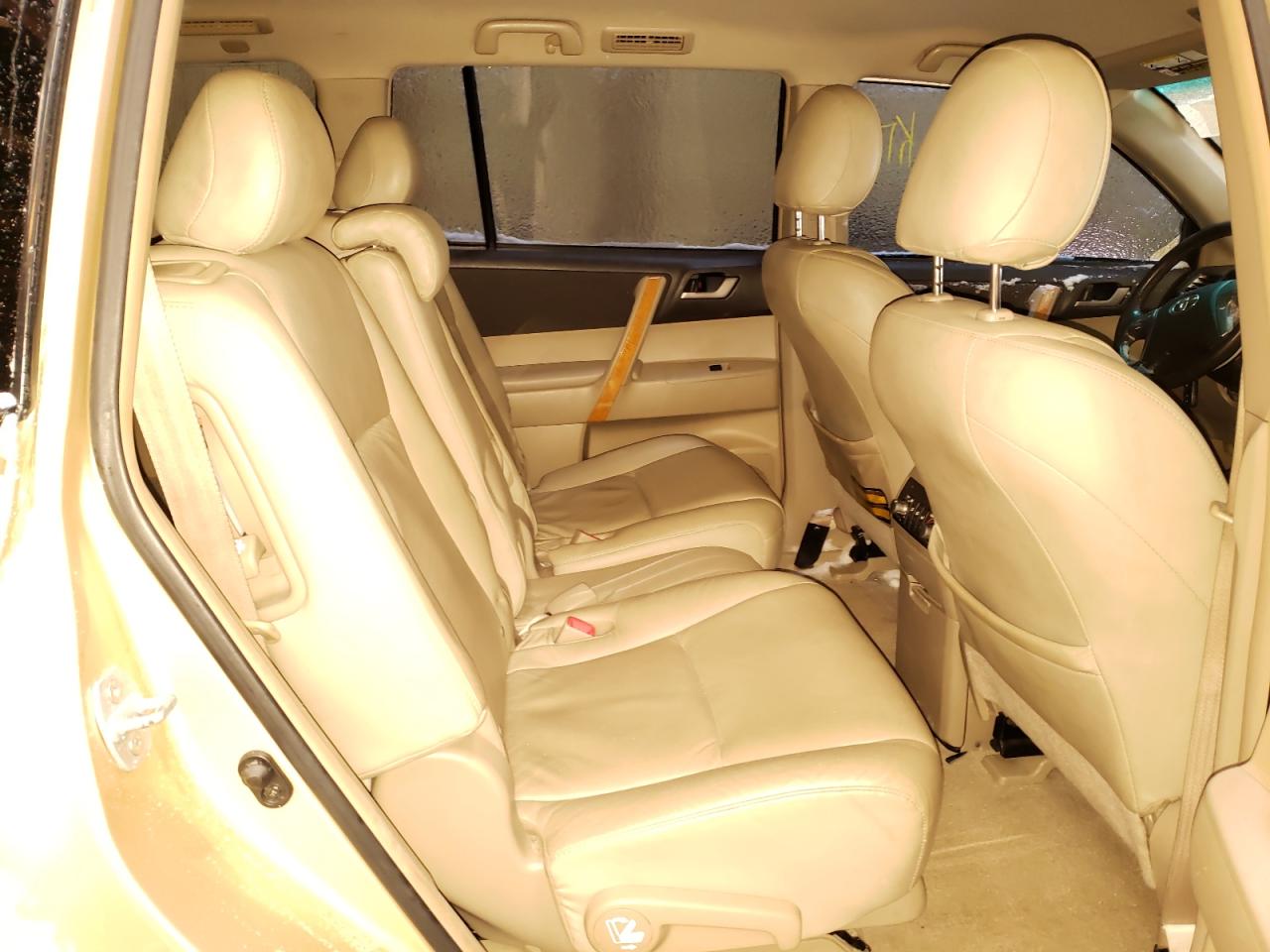 Photo 6 from auction – 2009 TOYOTA HIGHLANDER with VIN JTEEW41A292032643