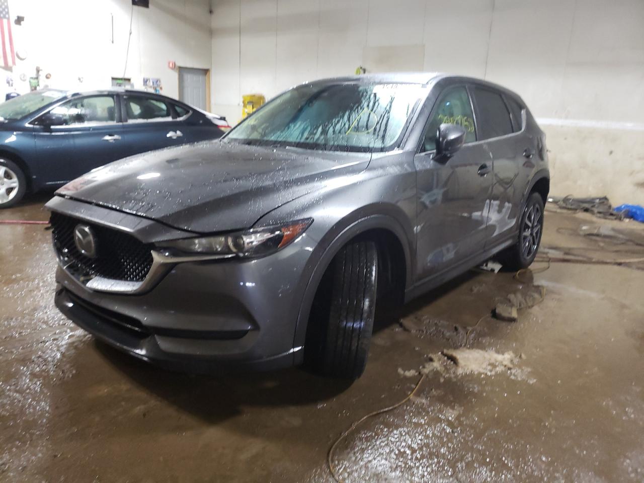 Photo 2 from auction – 2018 MAZDA CX-5 TOURI with VIN JM3KFBCM9J0465340