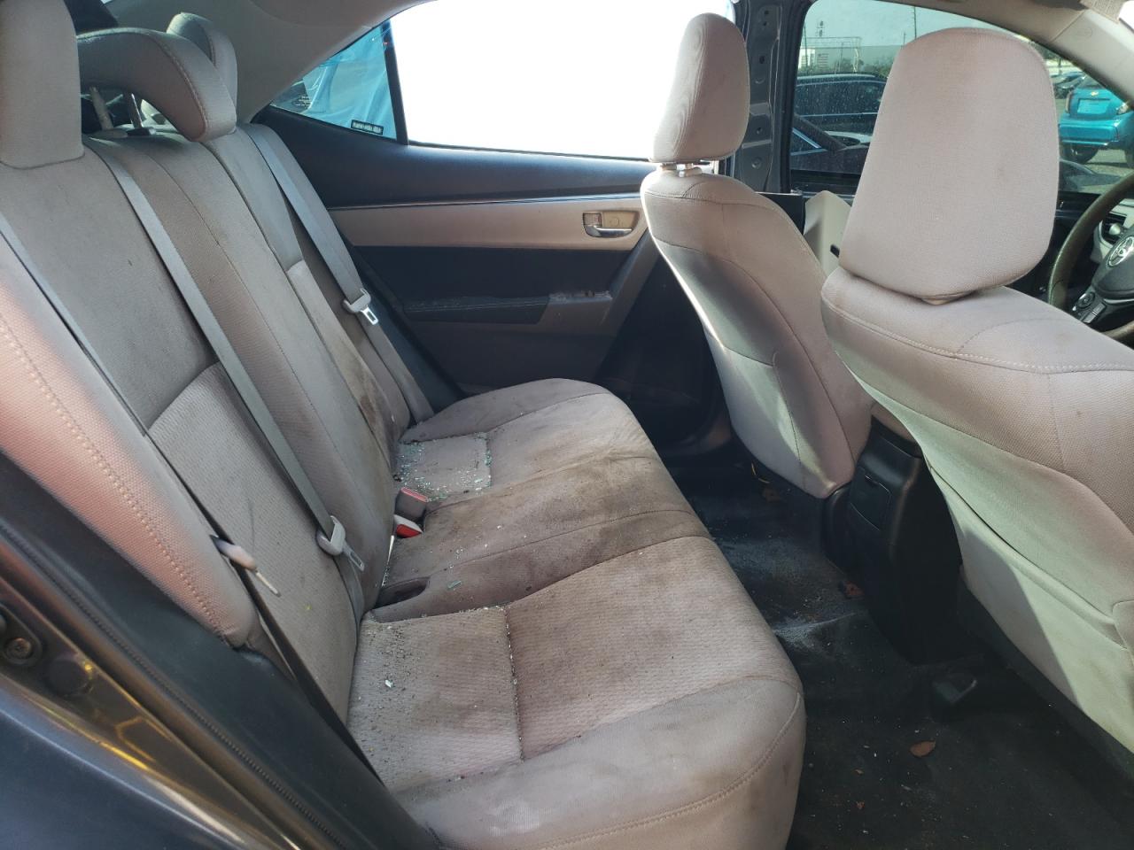 Photo 6 from auction – 2014 TOYOTA COROLLA L with VIN 5YFBURHE2EP088788