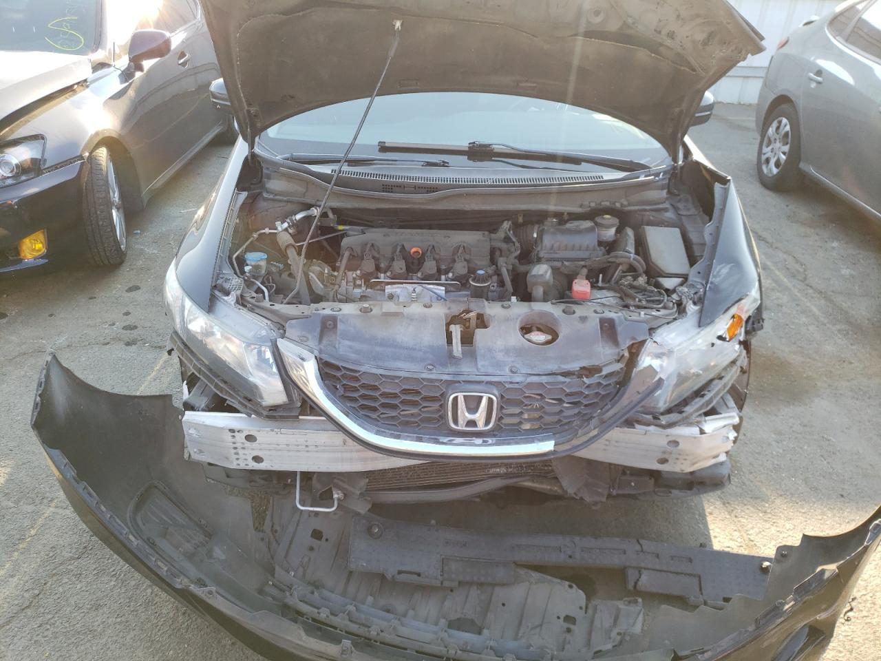 Photo 7 from auction – 2015 HONDA CIVIC LX with VIN 2HGFB2F53FH528897