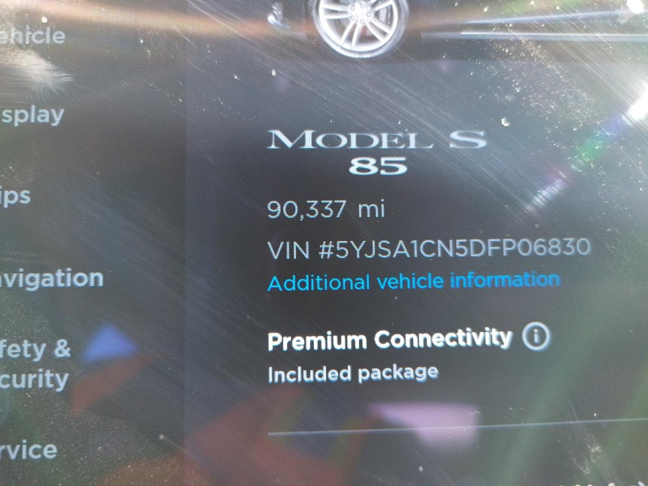 Photo 8 from auction – 2013 TESLA MODEL S with VIN 5YJSA1CN5DFP06830