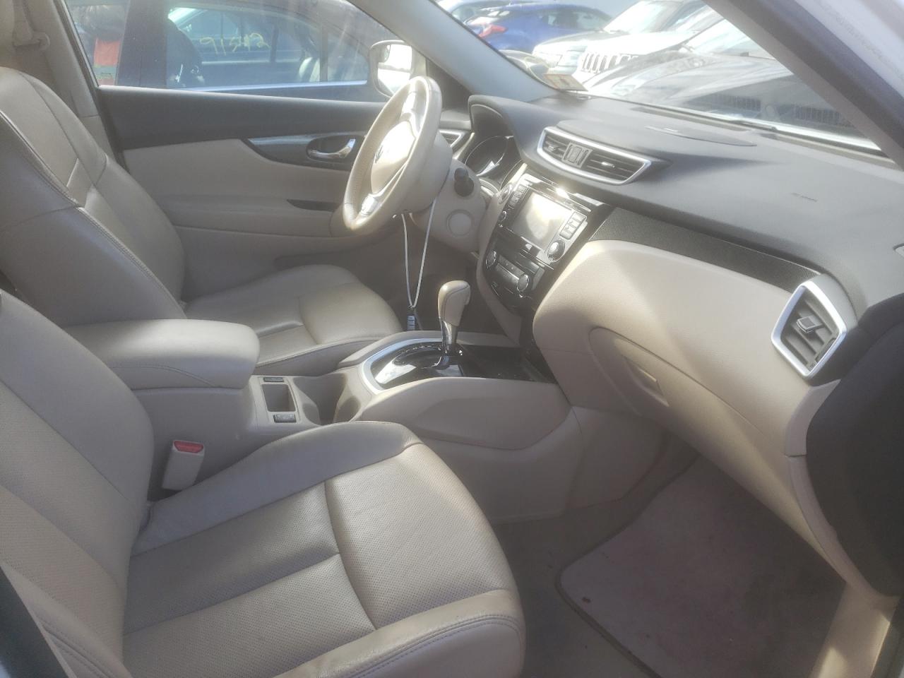 Photo 5 from auction – 2014 NISSAN ROGUE S with VIN 5N1AT2MV7EC767830