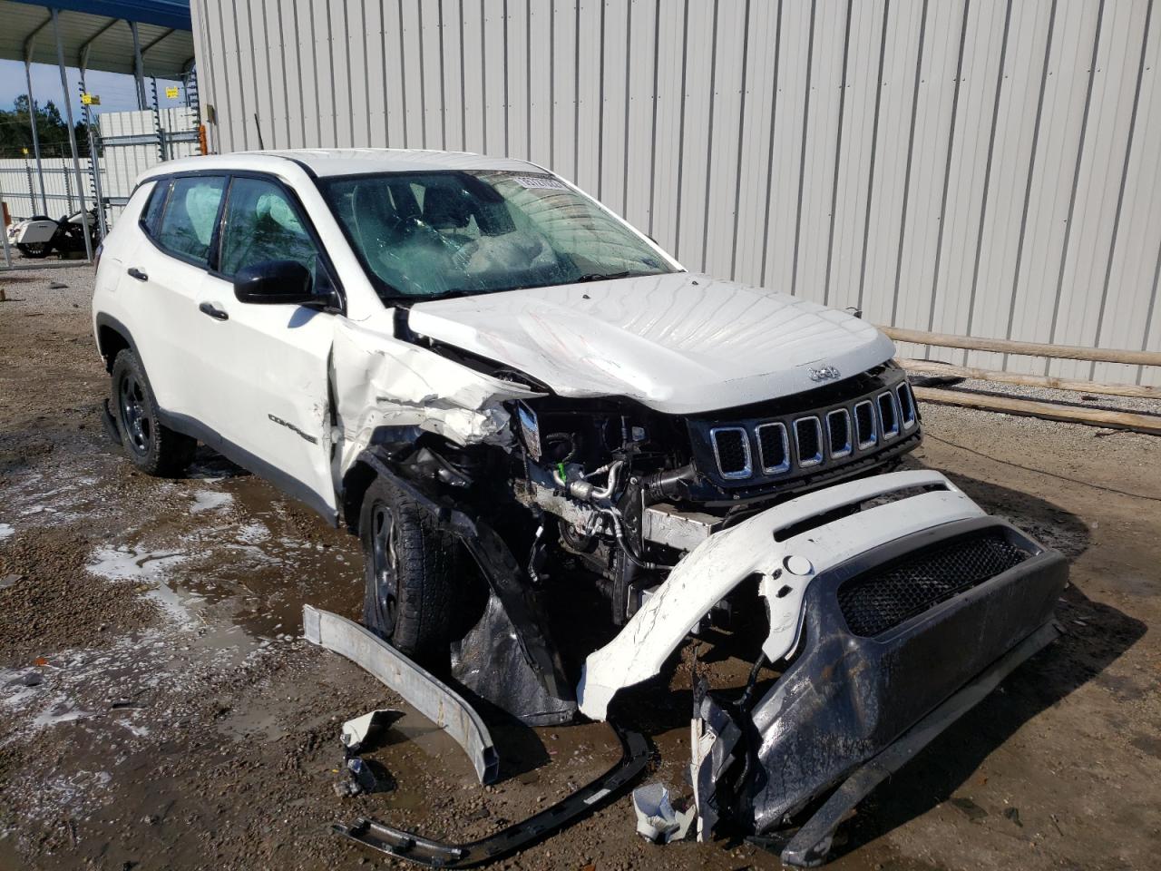 JEEP COMPASS SP 2017 with VIN 3C4NJDABXHT666775 - Photo from auction