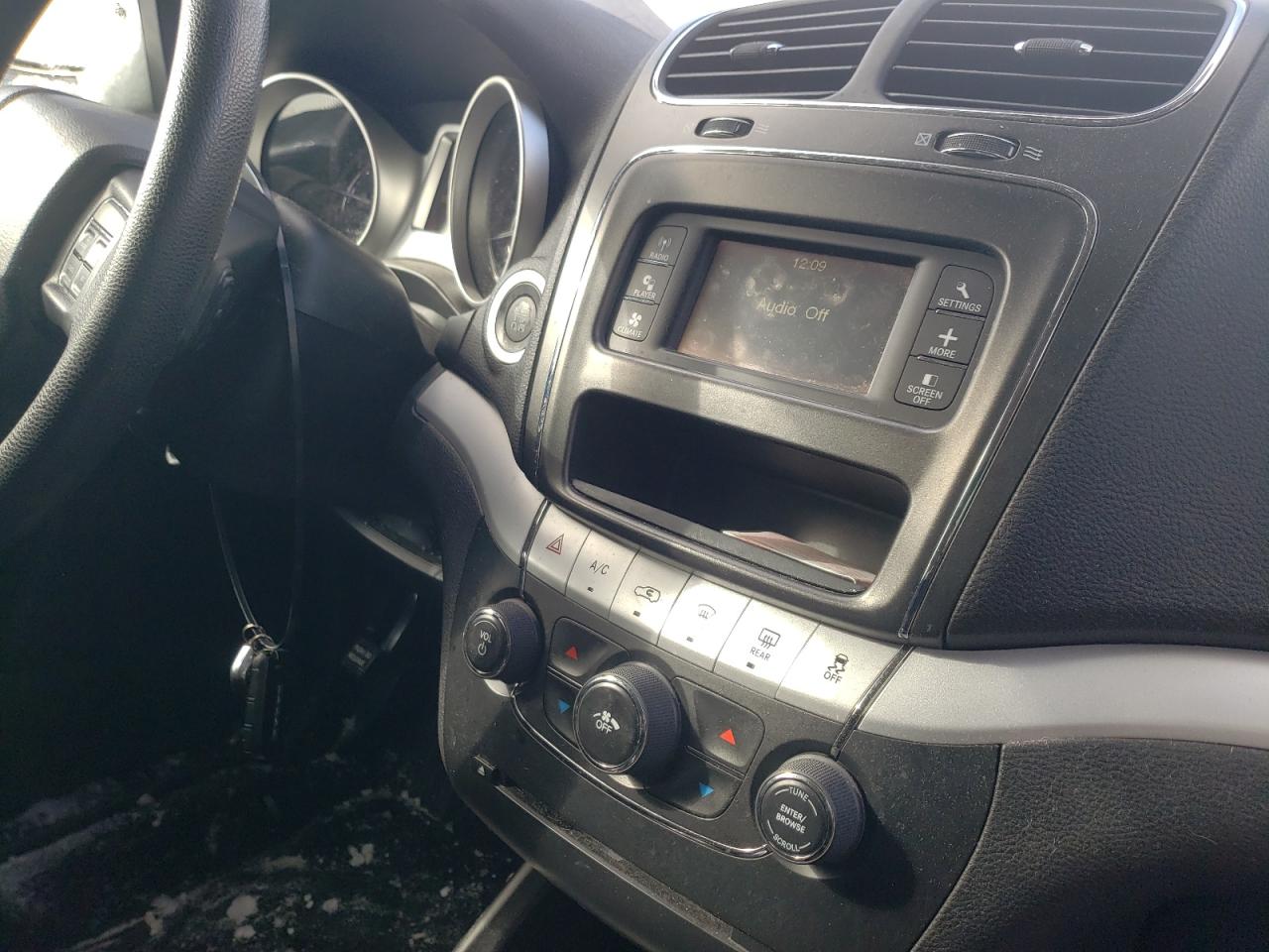 Photo 9 from auction – 2012 DODGE JOURNEY SX with VIN 3C4PDCBG3CT145622