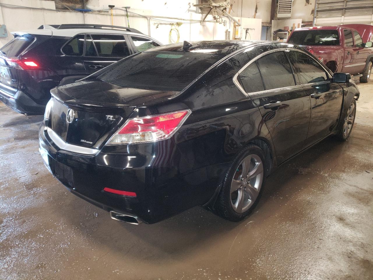 Photo 4 from auction – 2013 ACURA TL TECH with VIN 19UUA9F55DA001233