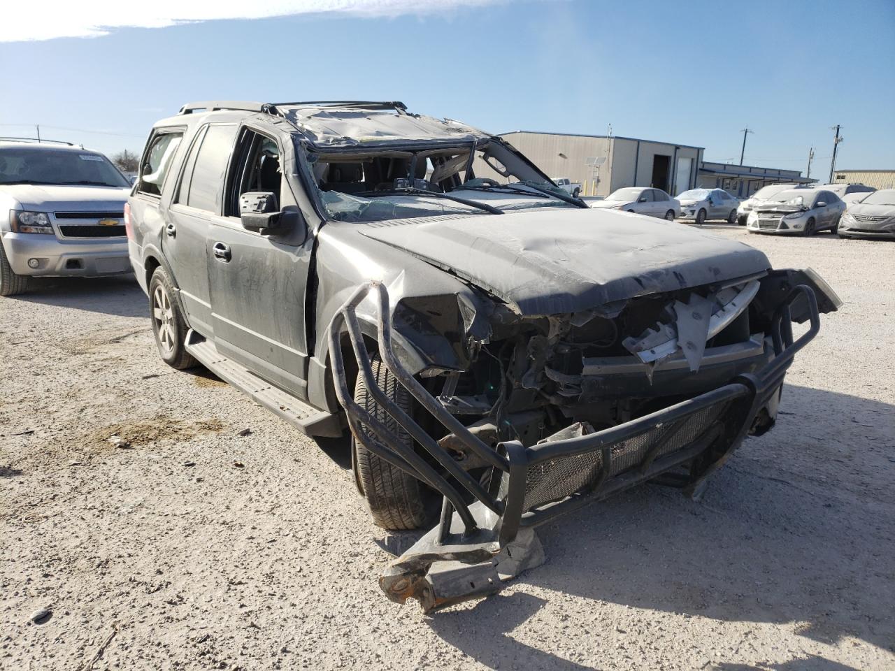 FORD EXPEDITION 2010 with VIN 1FMJU1F51AEB55125 - Photo from auction