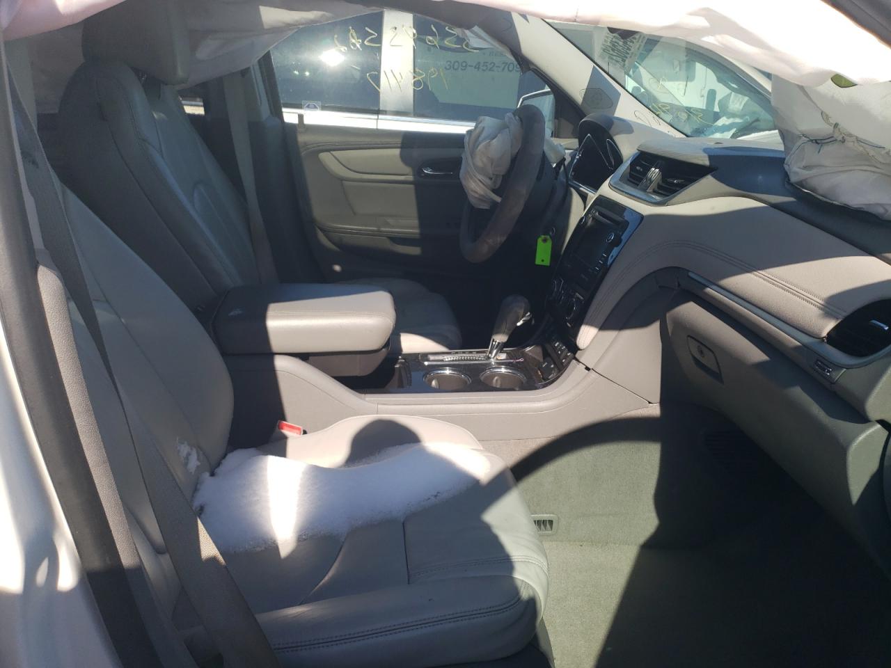 Photo 5 from auction – 2015 CHEVROLET TRAVERSE L with VIN 1GNKVHKD9FJ310912