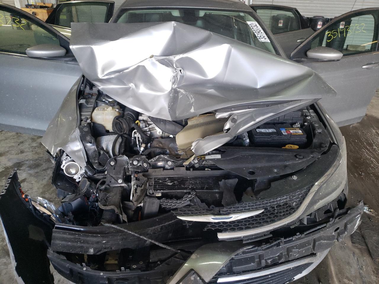 Photo 7 from auction – 2016 CHRYSLER 200 LIMITE with VIN 1C3CCCAB8GN189570