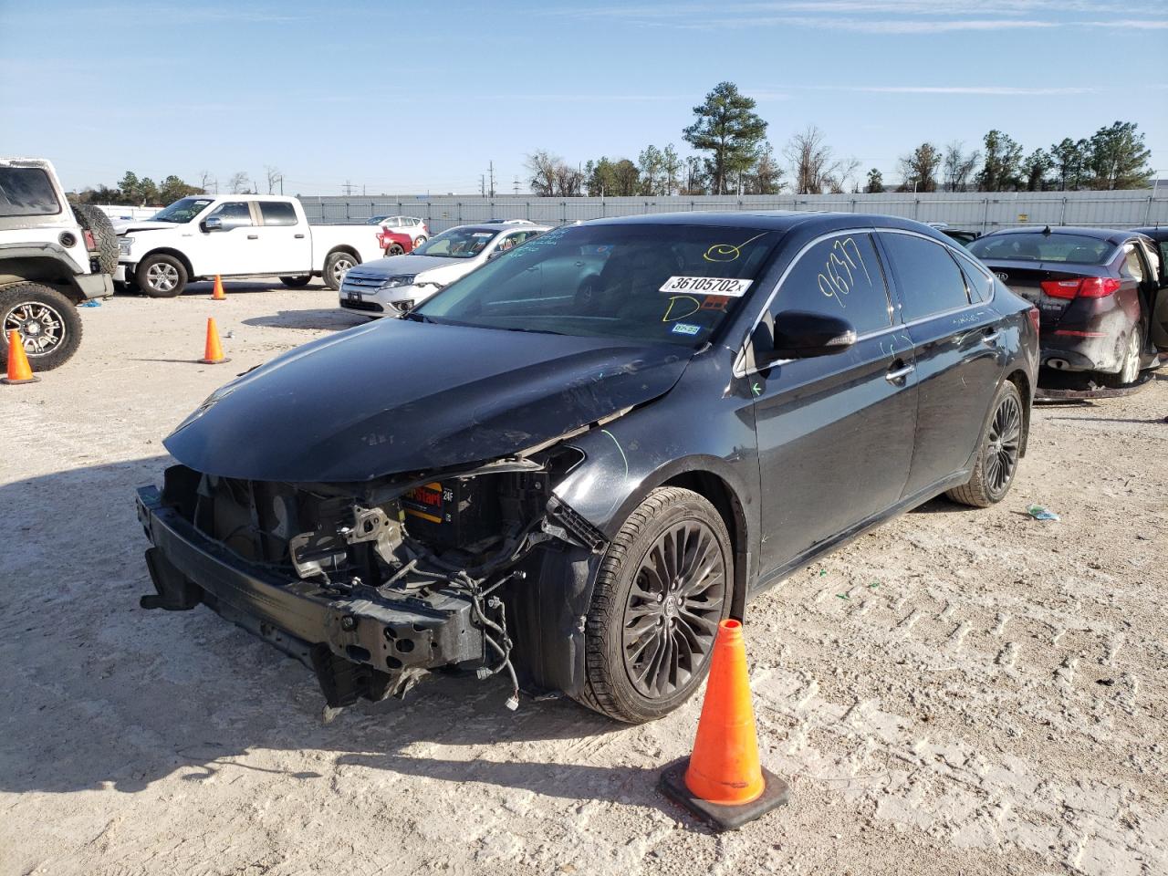 Photo 2 from auction – 2016 TOYOTA AVALON XLE with VIN 4T1BK1EB2GU221228