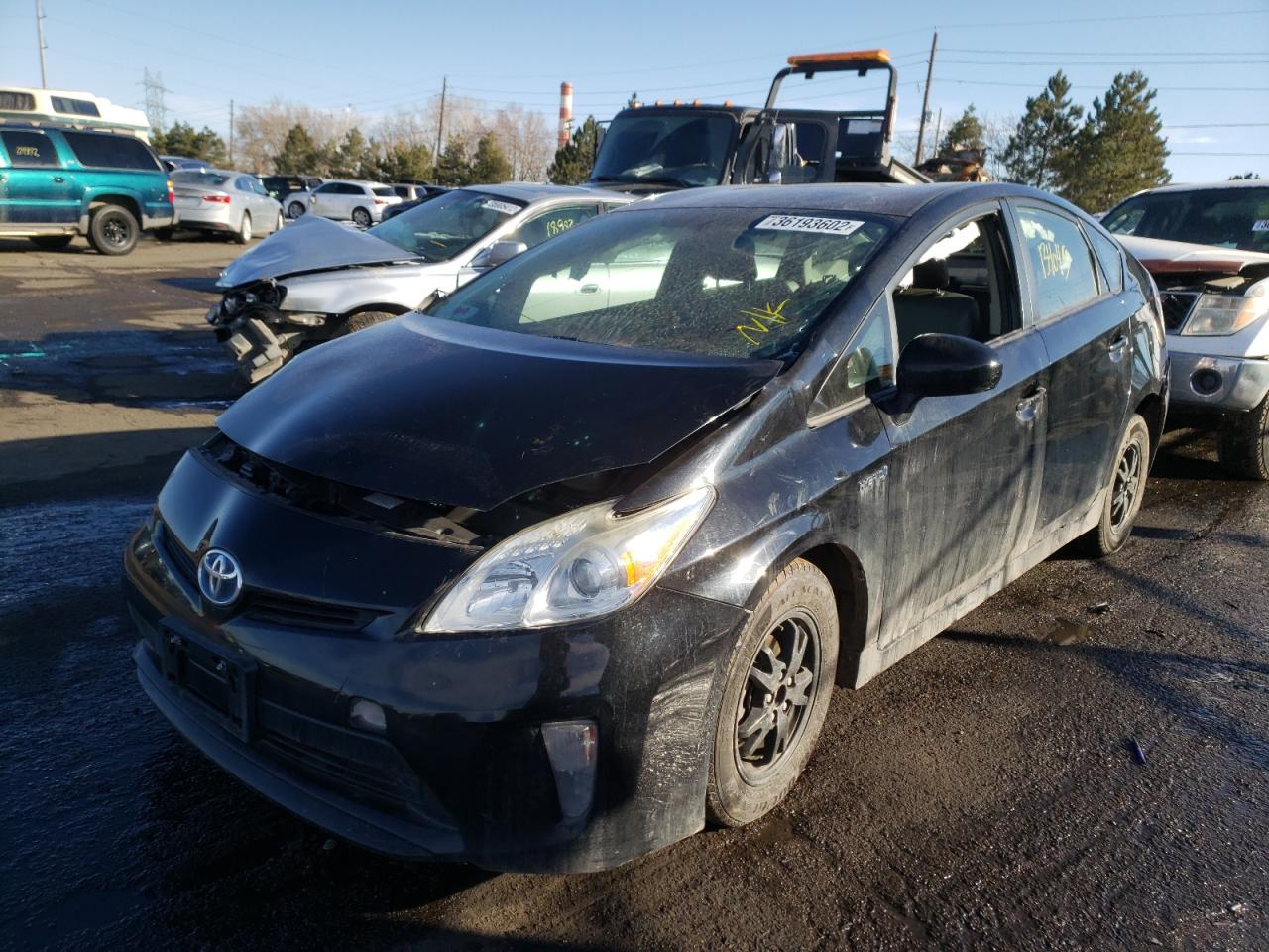 Photo 2 from auction – 2015 TOYOTA PRIUS with VIN JTDKN3DU2F0461394