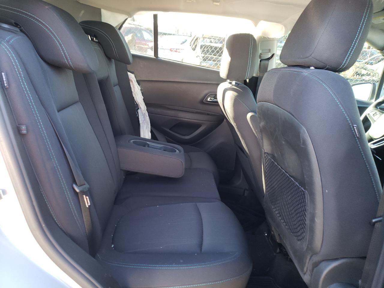 Photo 6 from auction – 2016 CHEVROLET TRAX 1LT with VIN 3GNCJPSB2GL246716