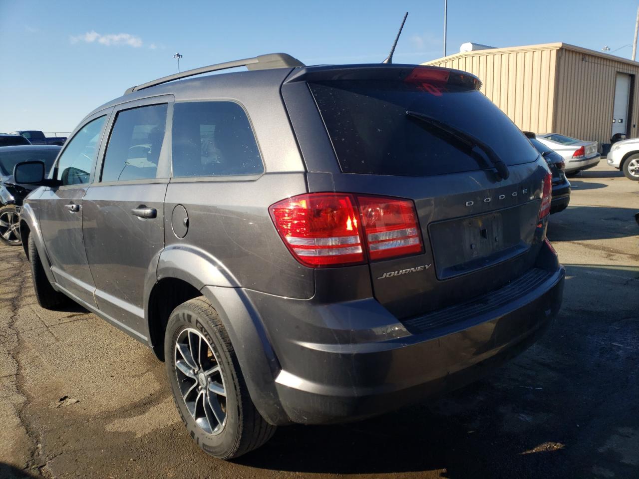 Photo 3 from auction – 2018 DODGE JOURNEY SE with VIN 3C4PDCAB0JT382281
