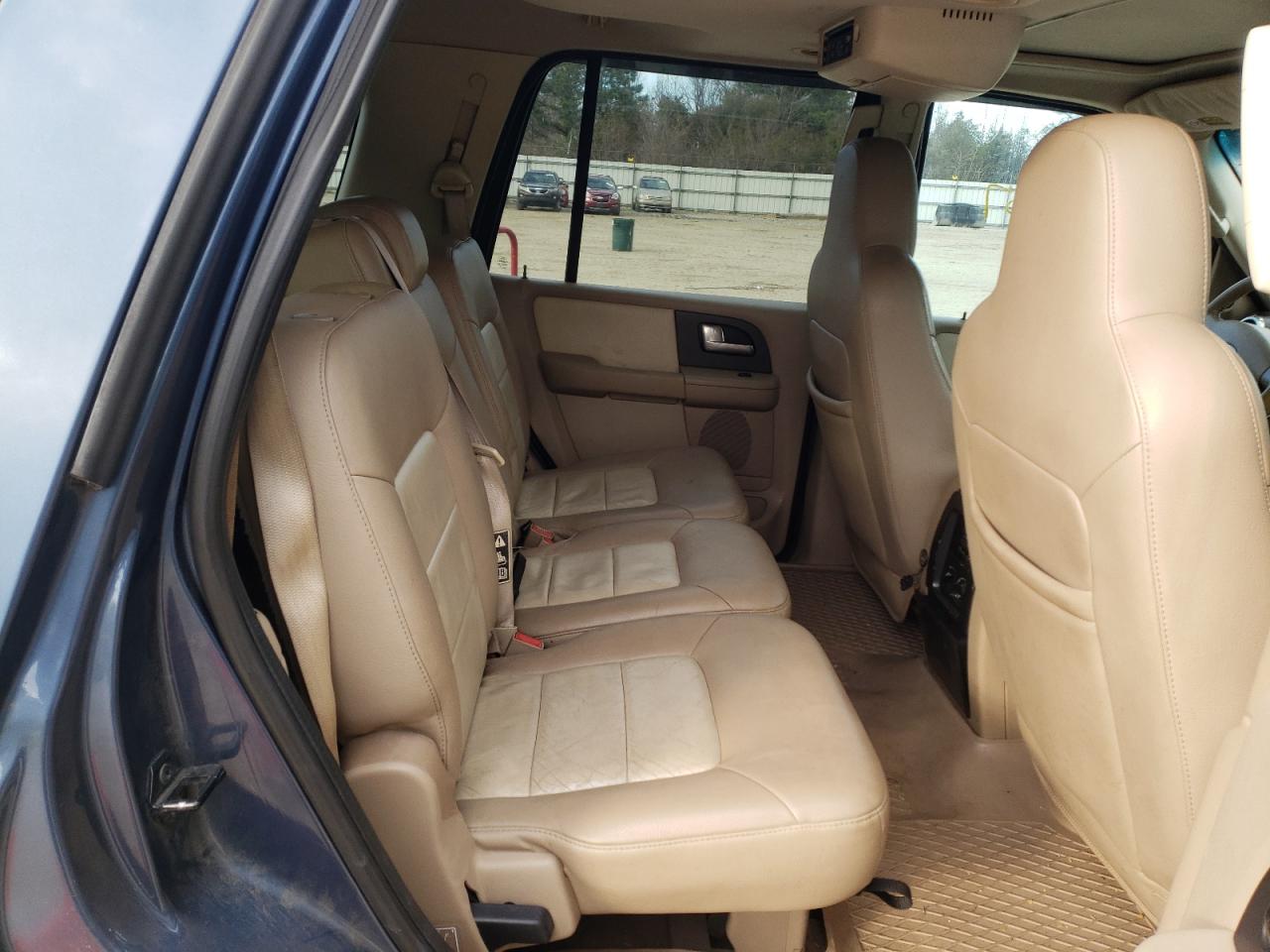 Photo 6 from auction – 2003 FORD EXPEDITION with VIN 1FMFU18L93LC12123