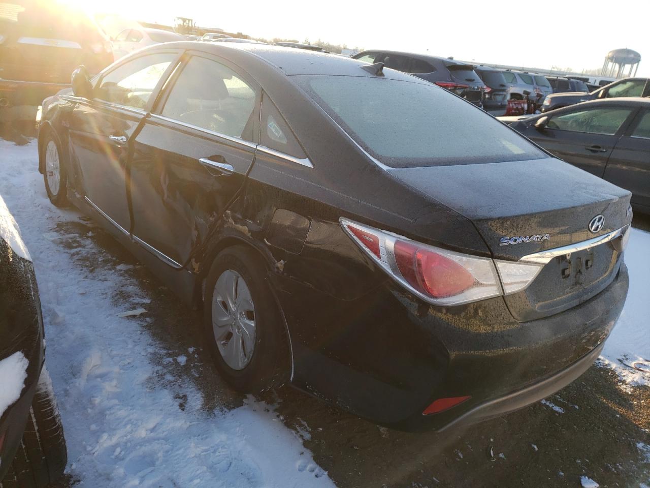 Photo 3 from auction – 2015 HYUNDAI SONATA with VIN KMHEC4A45FA137410