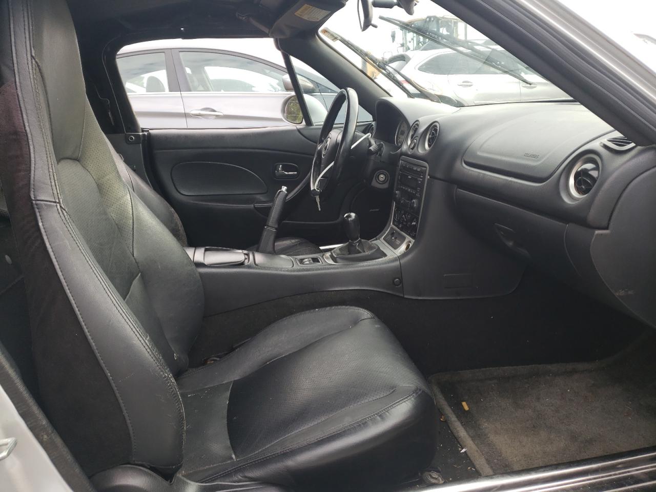 Photo 5 from auction – 2003 MAZDA MX-5 MIATA with VIN JM1NB353430311942