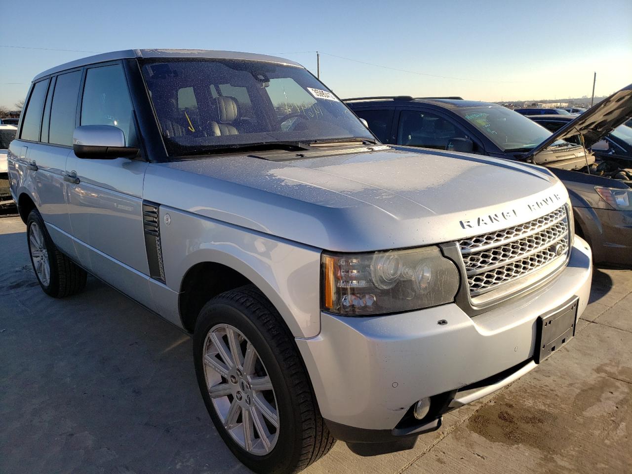 LAND ROVER RANGE ROVE 2010 с VIN SALMF1E40AA318058 - Фото с аукциона