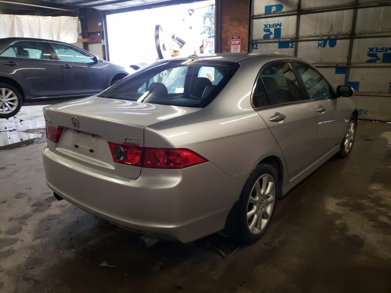 Photo 4 from auction – 2008 ACURA TSX with VIN JH4CL96868C019117